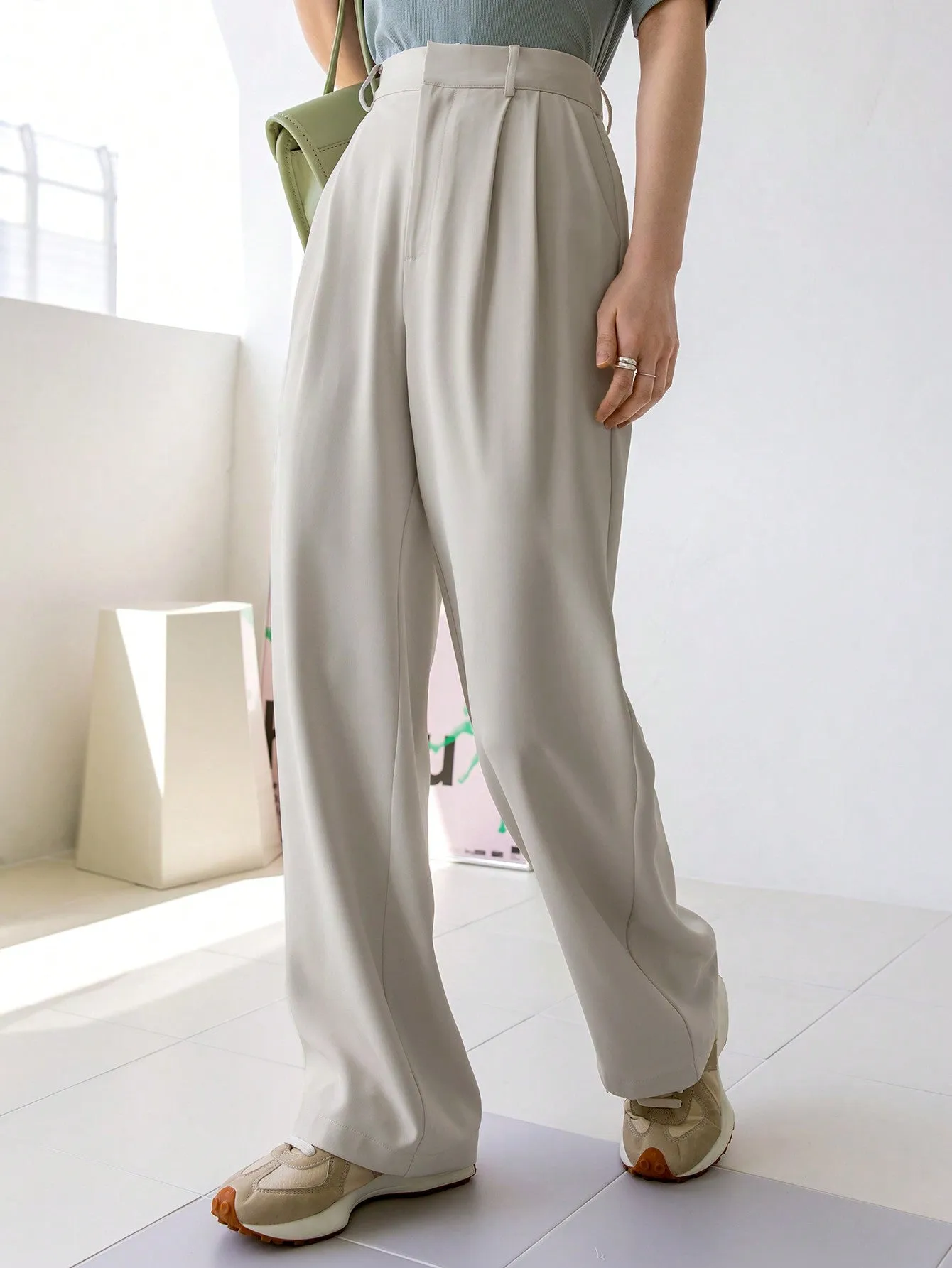 SHEIN Dazy-Less Plicated Detail Wide Leg Trousers