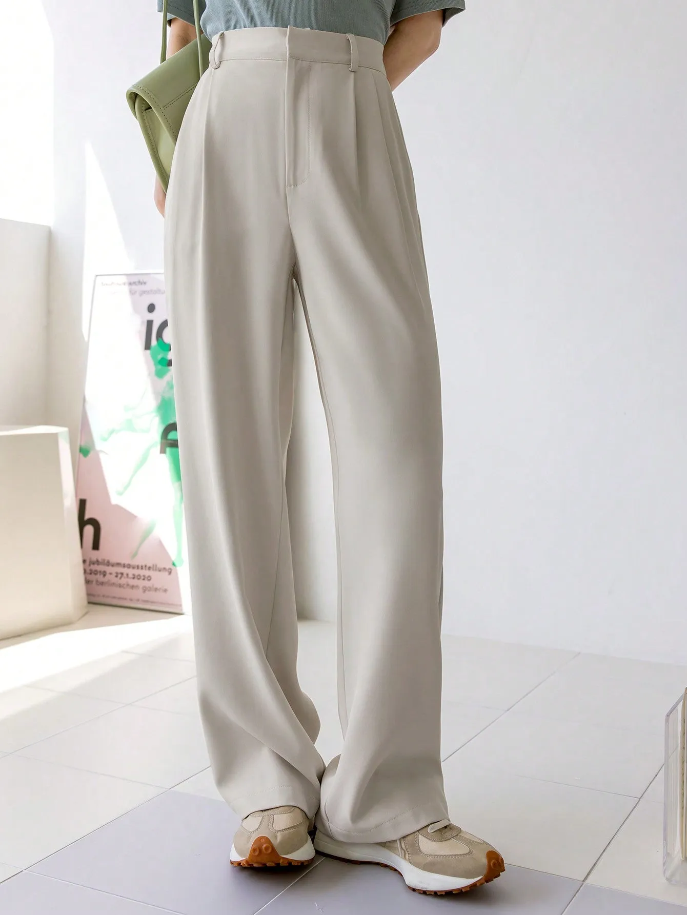 SHEIN Dazy-Less Plicated Detail Wide Leg Trousers