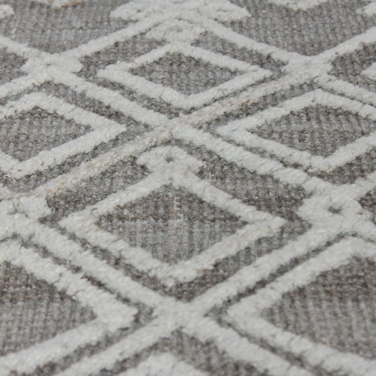 Sieano Gray-Ivory 5 X 8 Rug