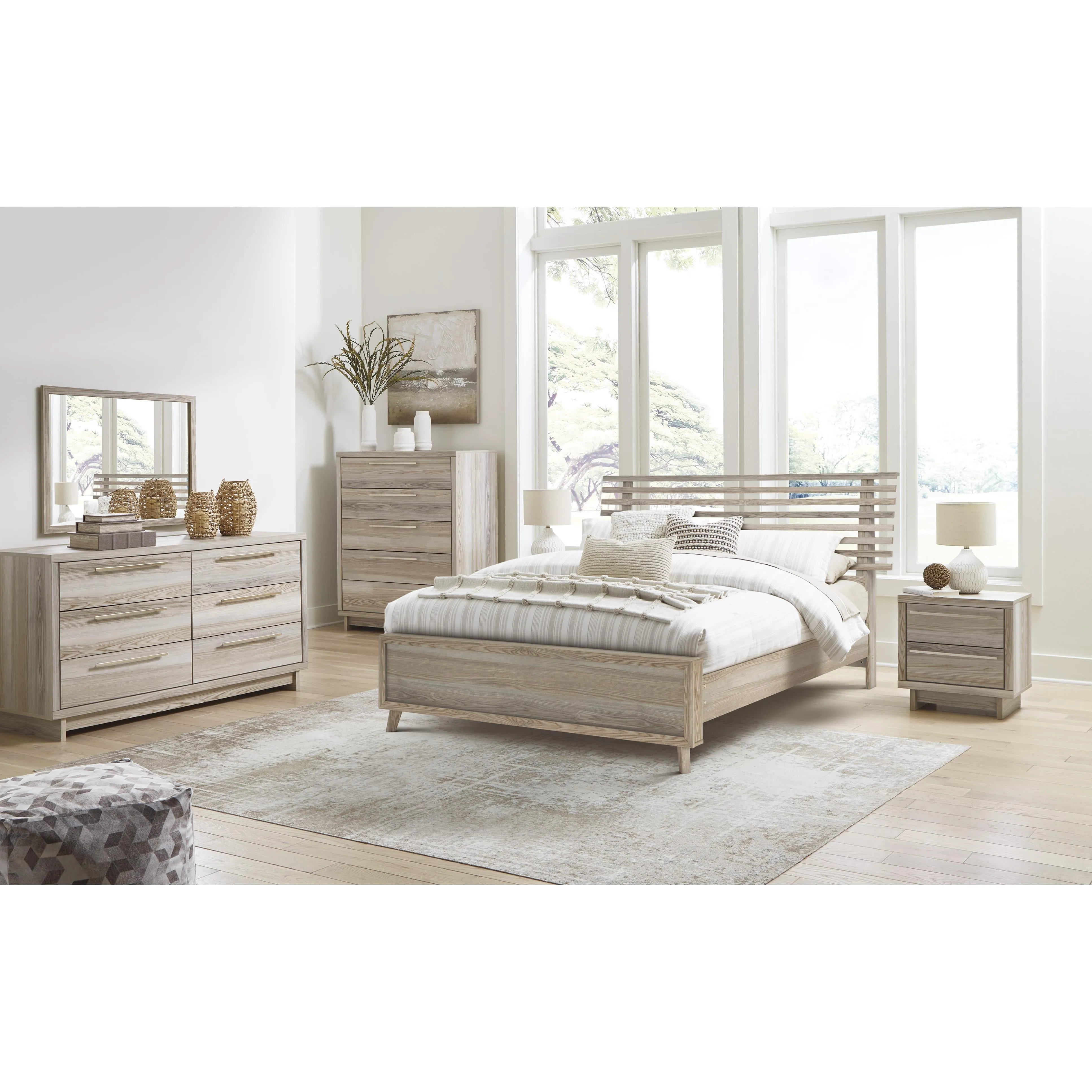 Signature Design by Ashley Hasbrick Queen Panel Bed B2075-157/B2075-54/B2075-95/B100-13