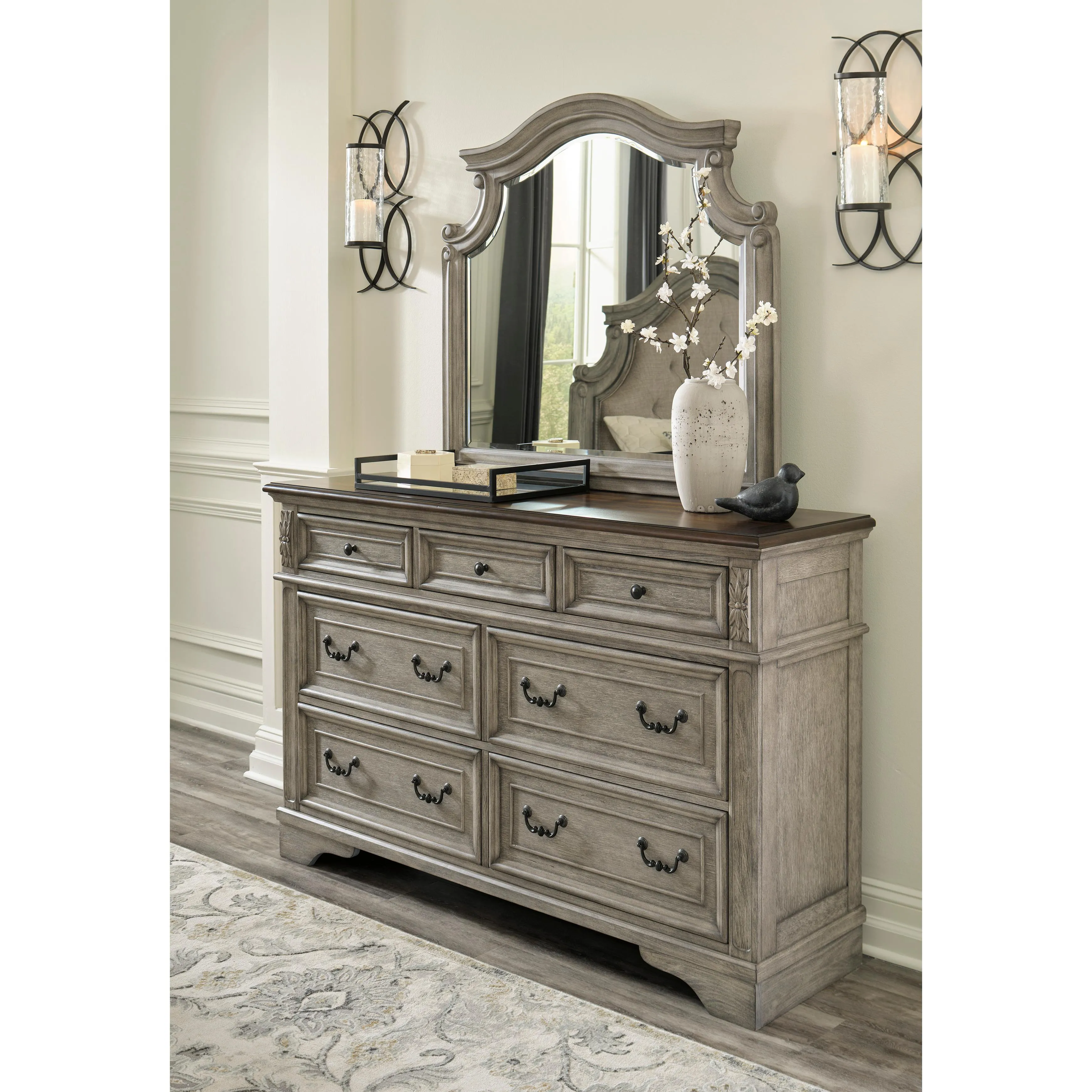 Signature Design by Ashley Lodenbay 7-Drawer Dresser B751-31