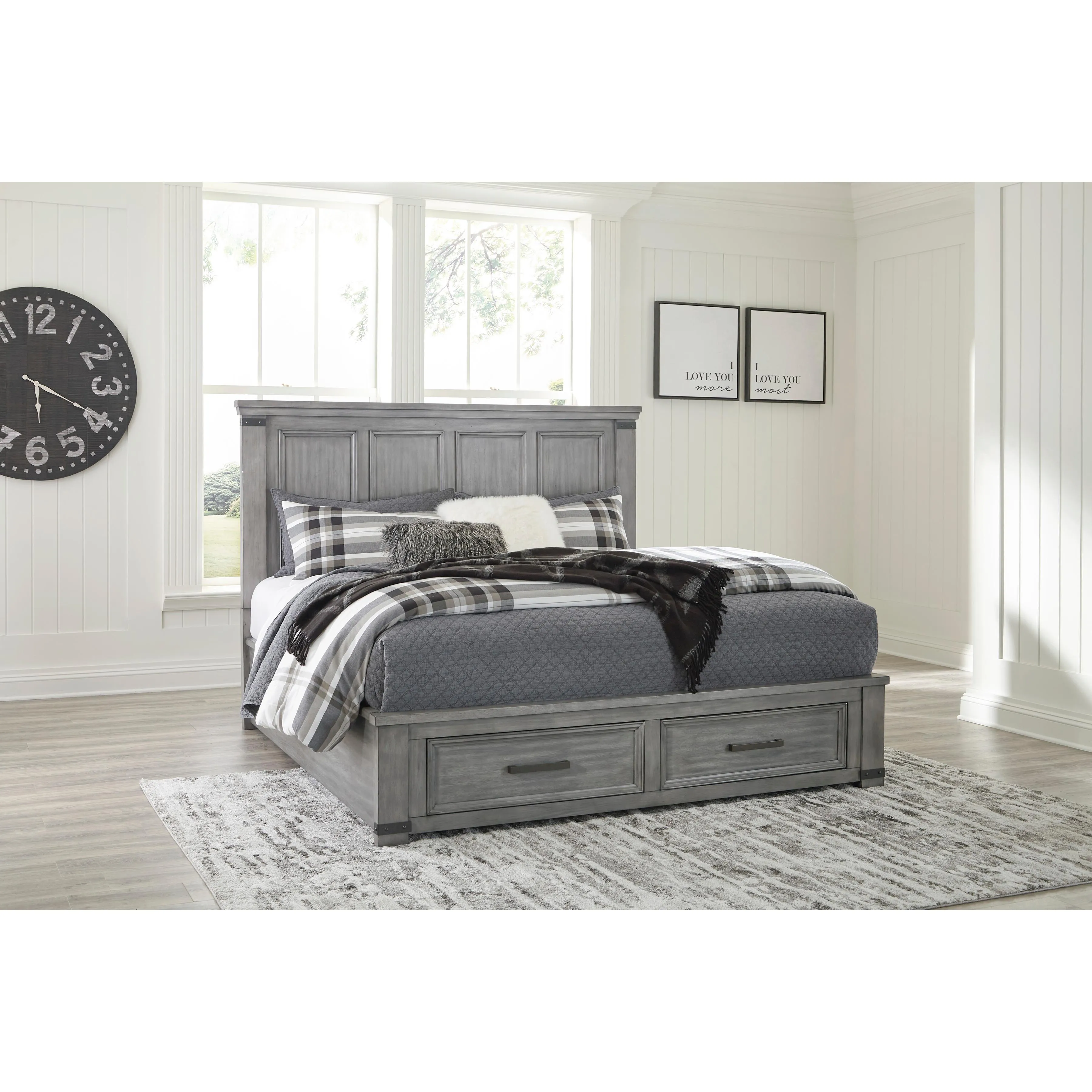 Signature Design by Ashley Russelyn B772 8 pc King Panel Storage Bedroom Set