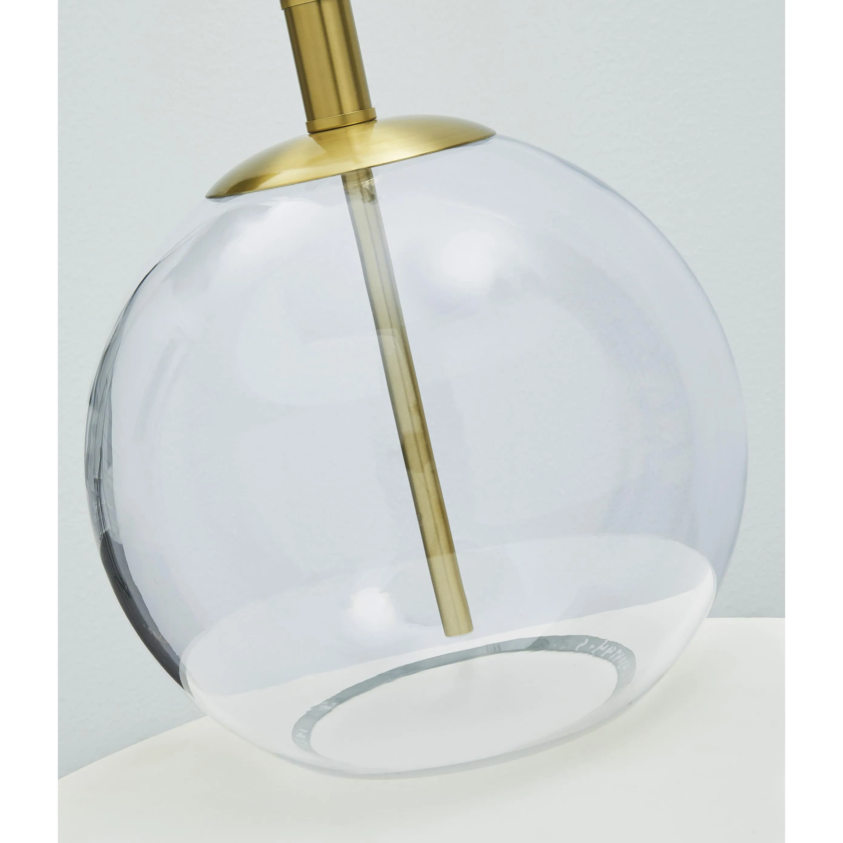 Signature Design by Ashley Samder Table Lamp L430744