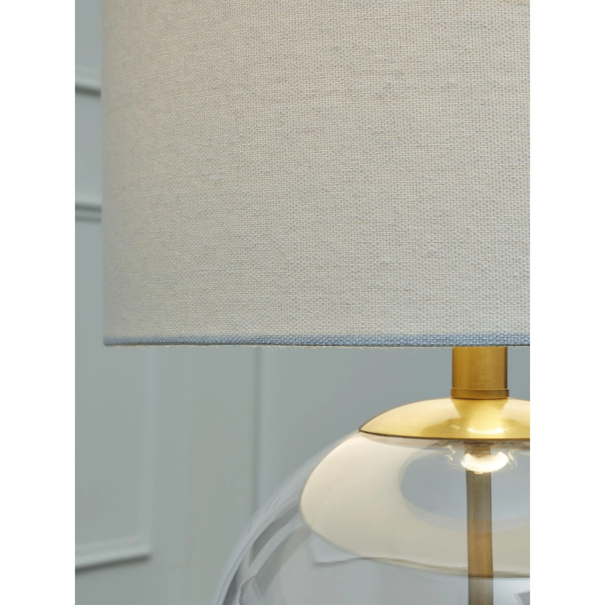 Signature Design by Ashley Samder Table Lamp L430744