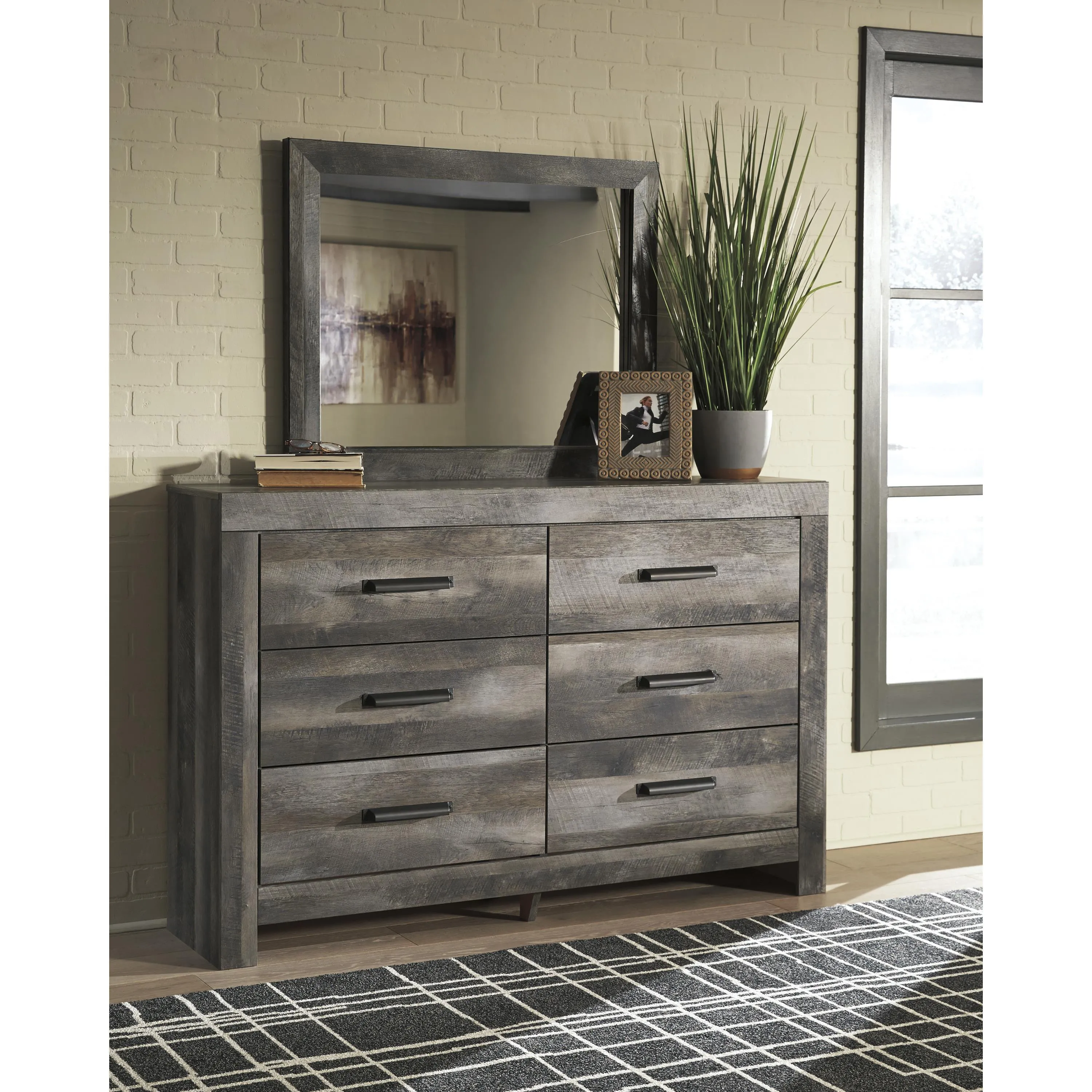 Signature Design by Ashley Wynnlow 6-Drawer Dresser with Mirror B440-31/B440-36