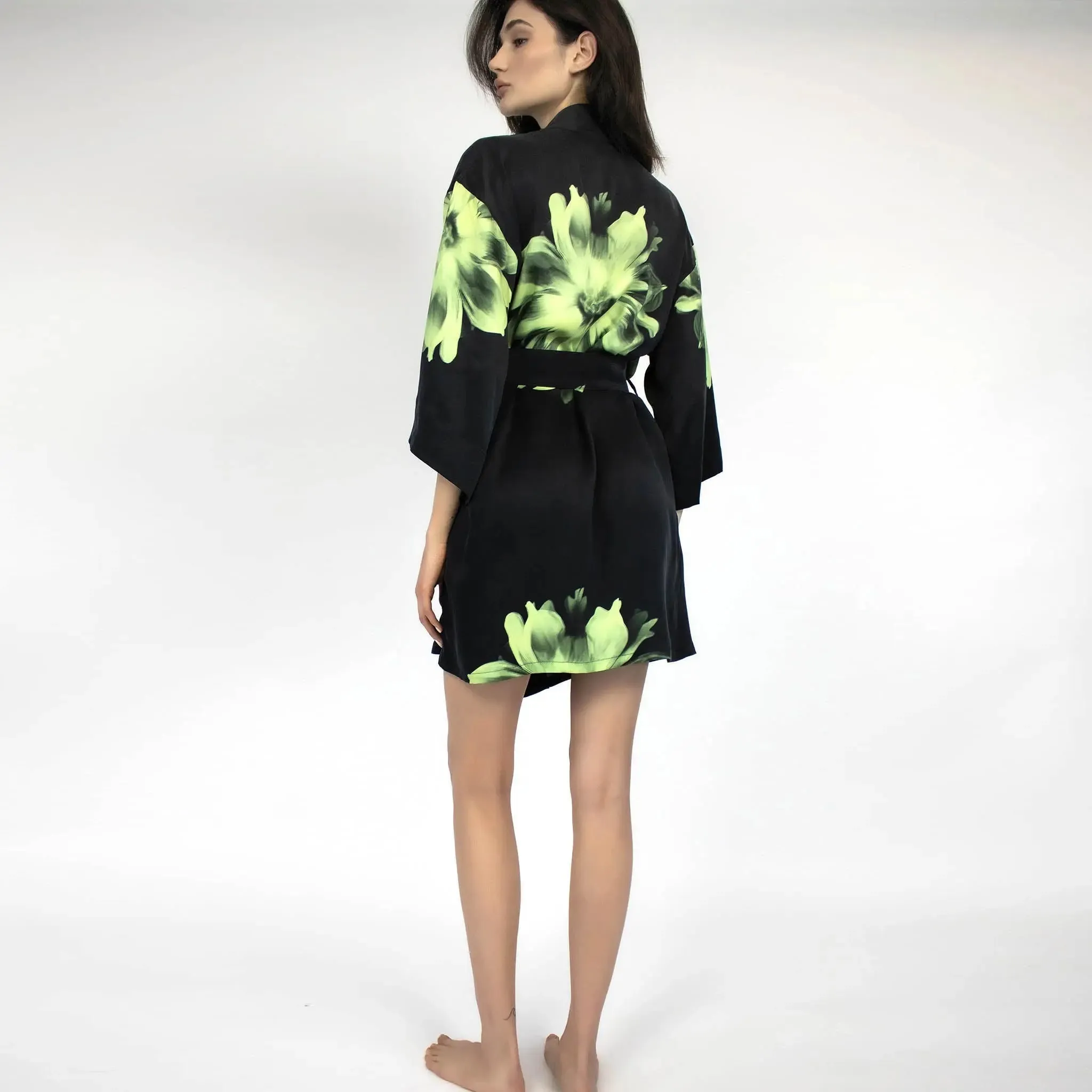 Silk Dreamscape Short Kimono Robe Black Flower