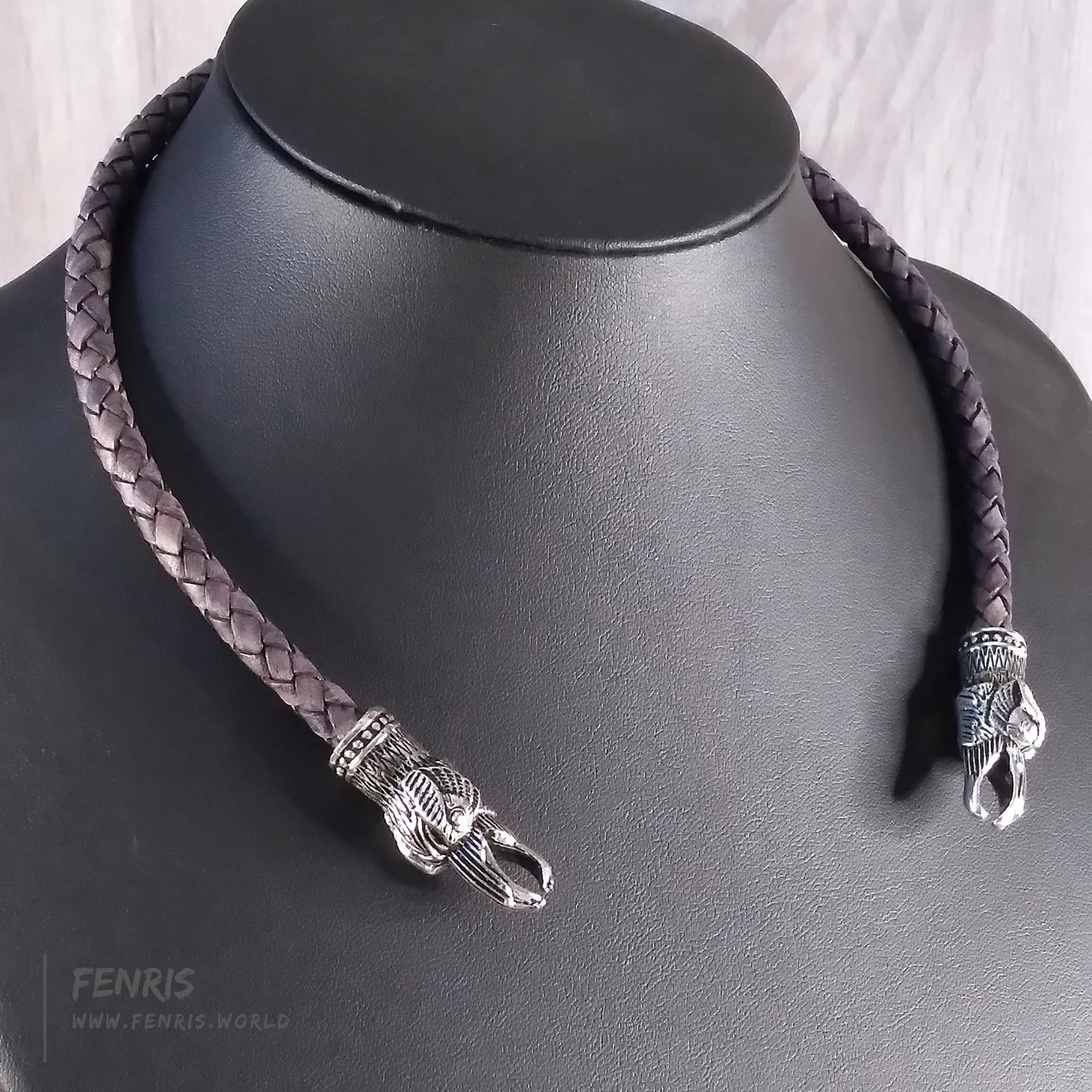 Silver Torc Raven Ancient Gray Leather | Fenris