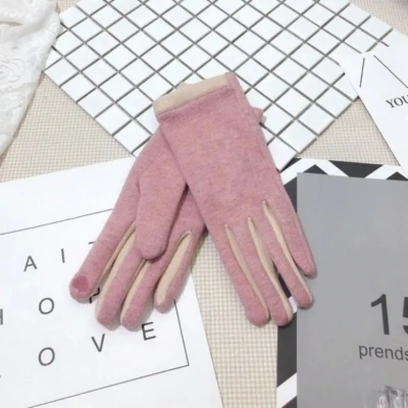 Simple and Chic Winter Glove Liners