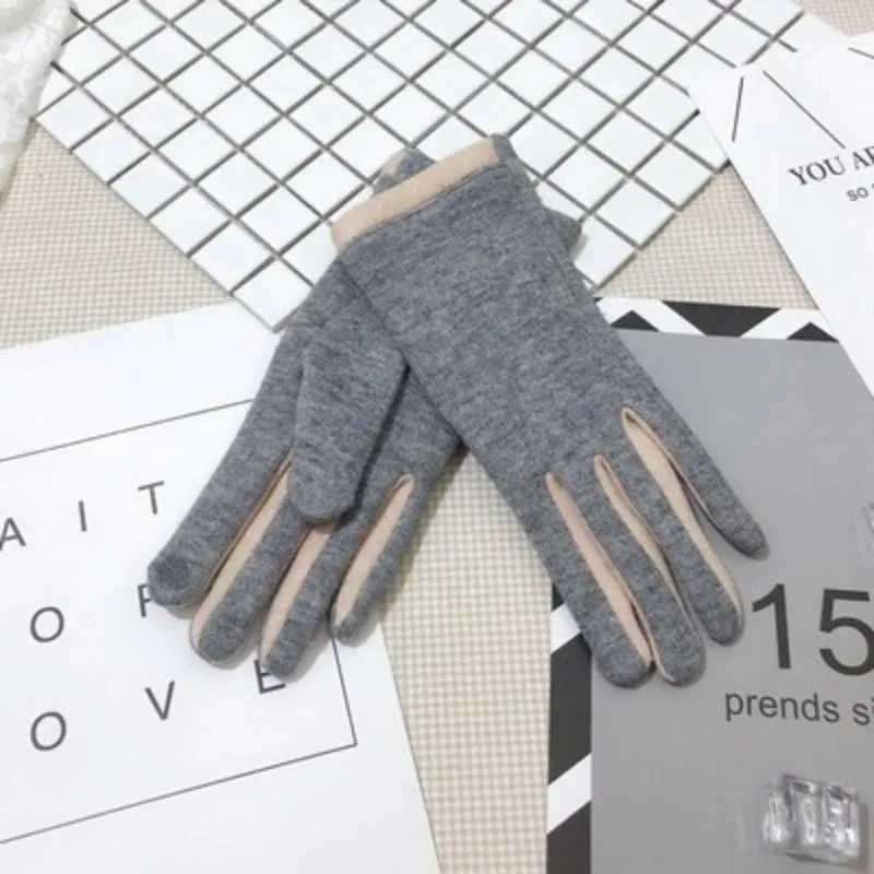 Simple and Chic Winter Glove Liners