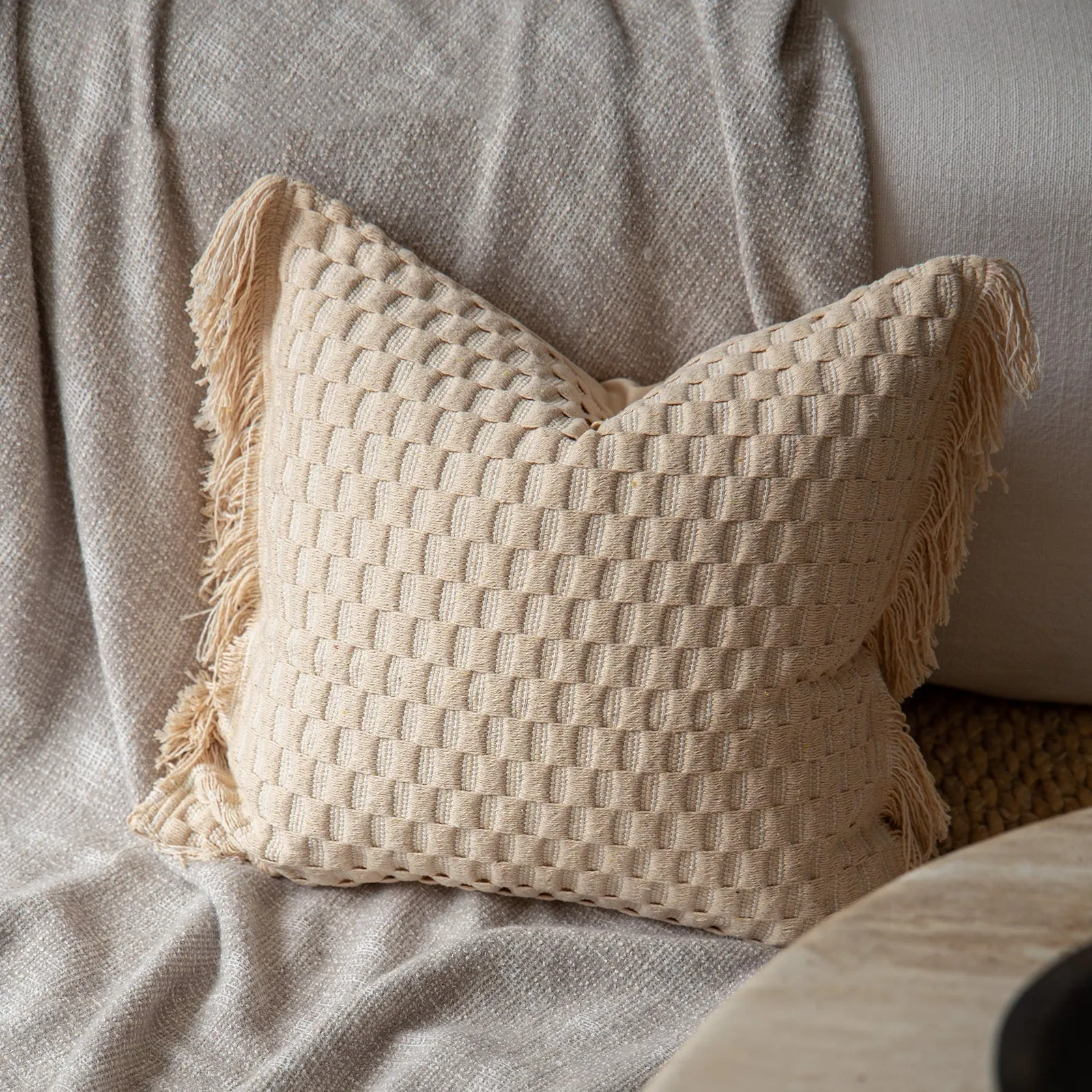 Simple Design Pillow Set