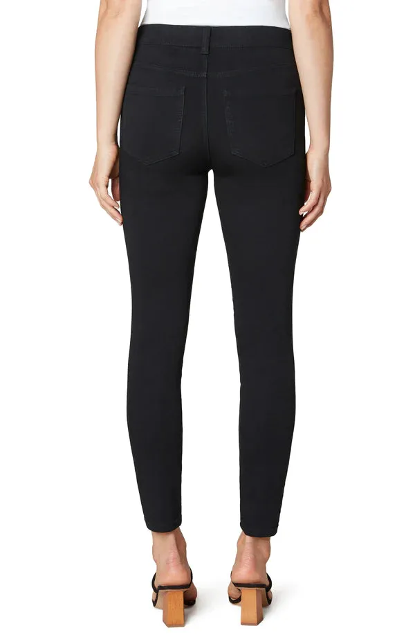 SKINNY PULL ON MID RISE BLACK GLIDER JEAN