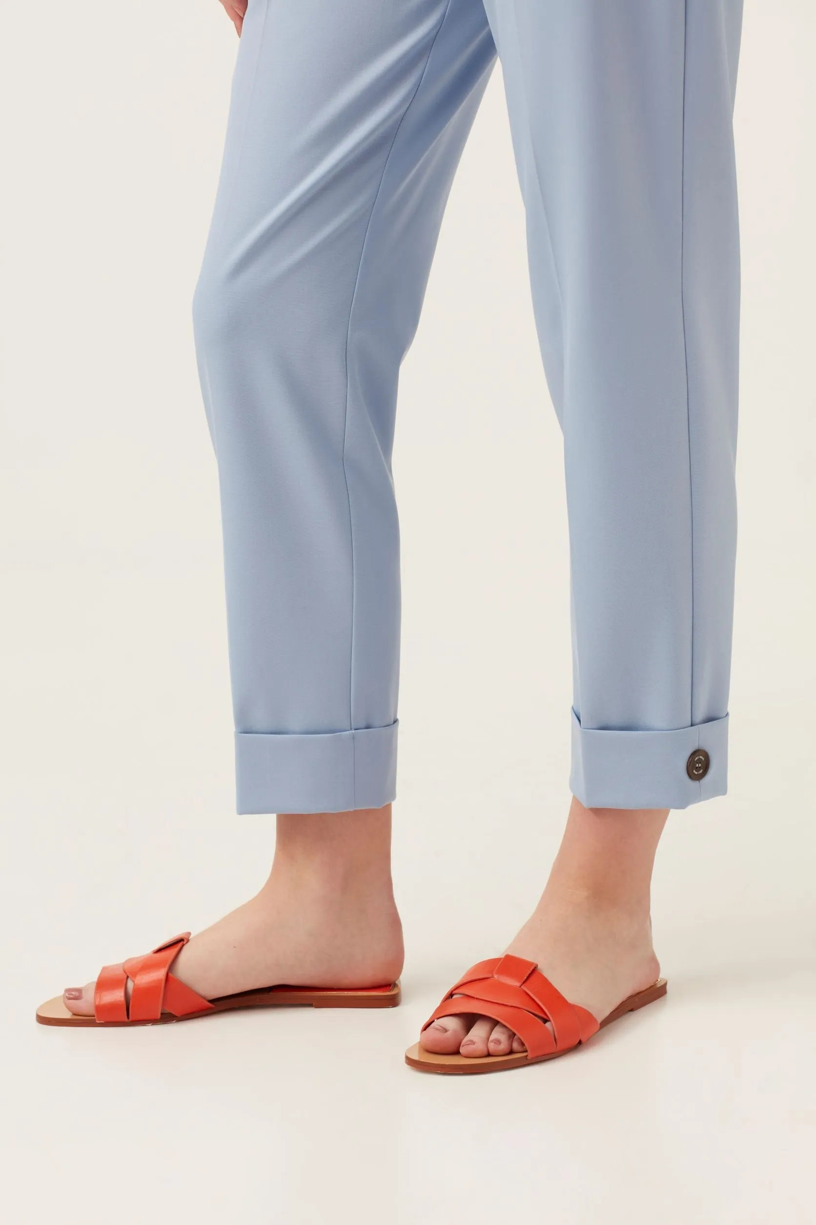 Skinny Trouser with cuff detail