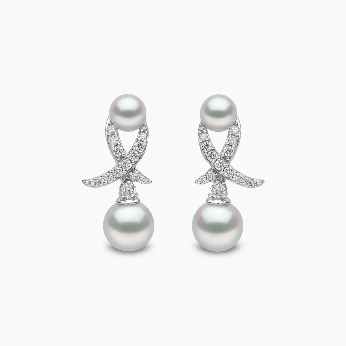 Sleek 18K Gold Akoya Pearl and Diamond Motif Earrings