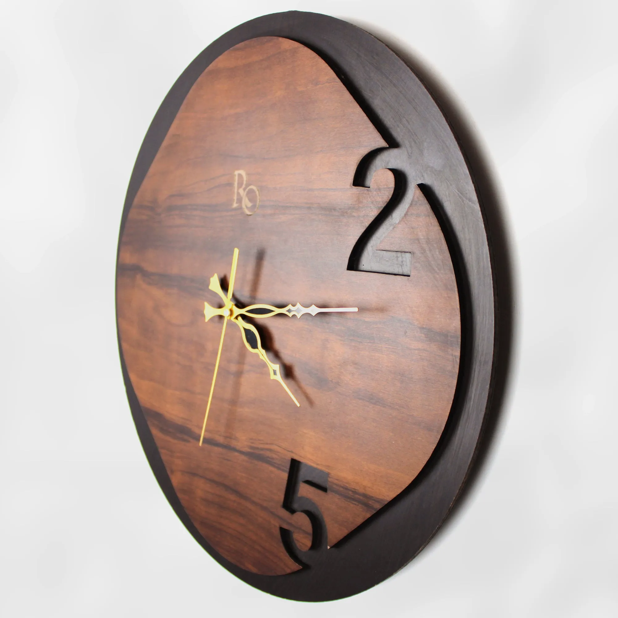 Sleek Modern Clock with Oversized Numerals on a Wooden Disk