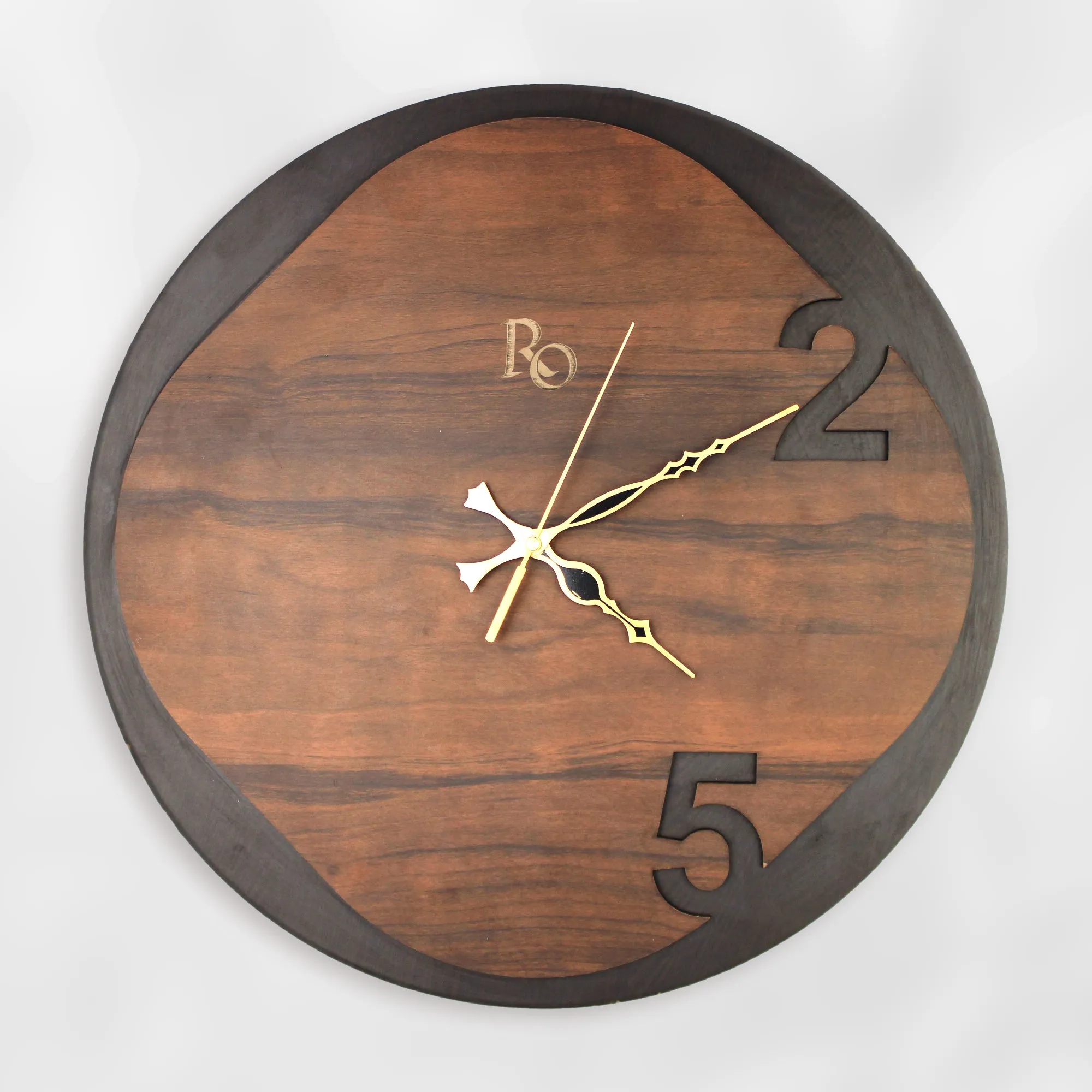 Sleek Modern Clock with Oversized Numerals on a Wooden Disk