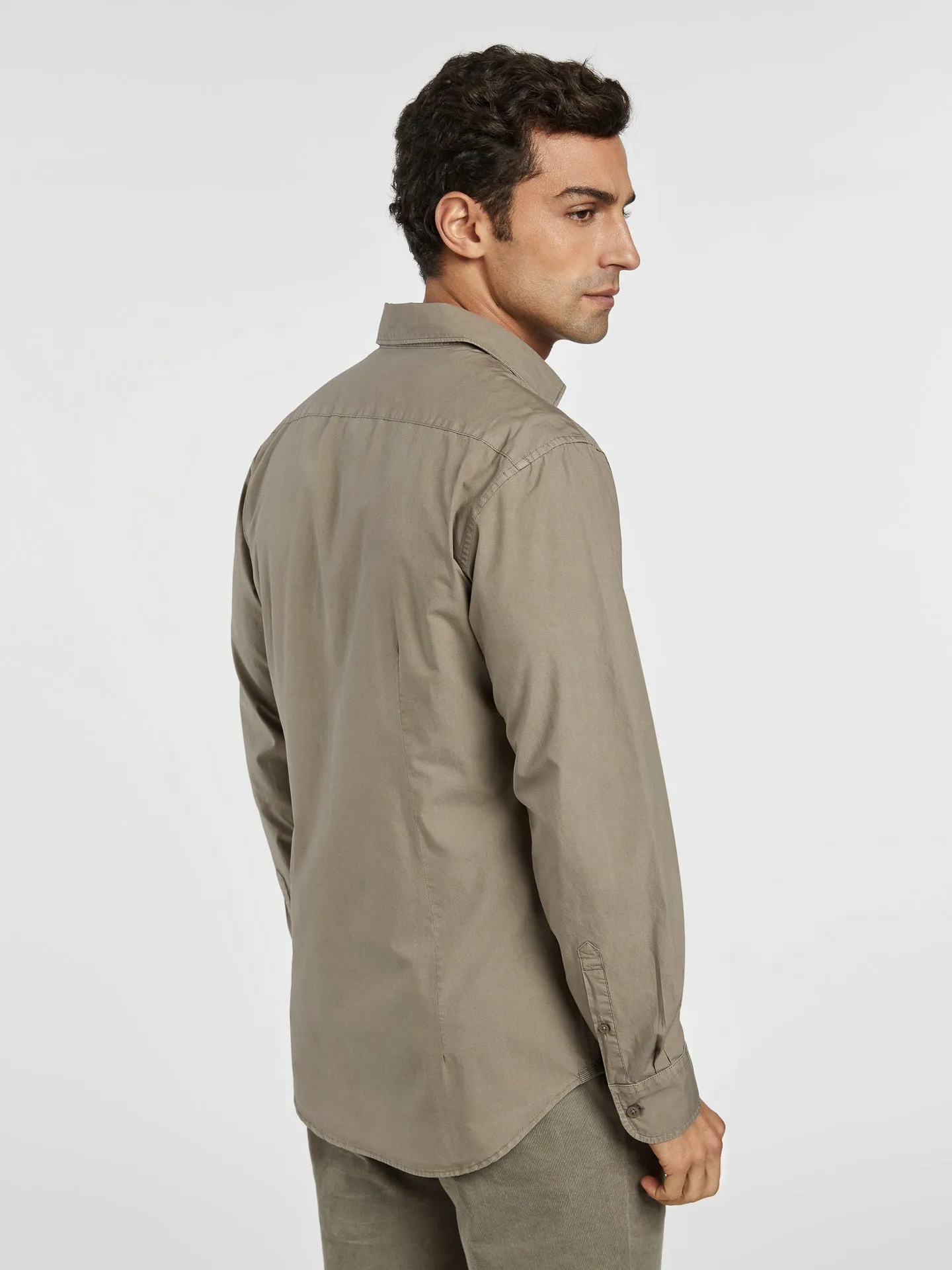 Slim fit comfort poplin garment dye shirt