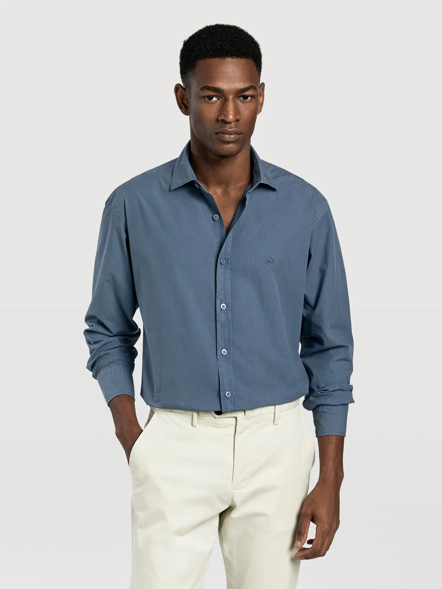 Slim fit comfort poplin garment dye shirt