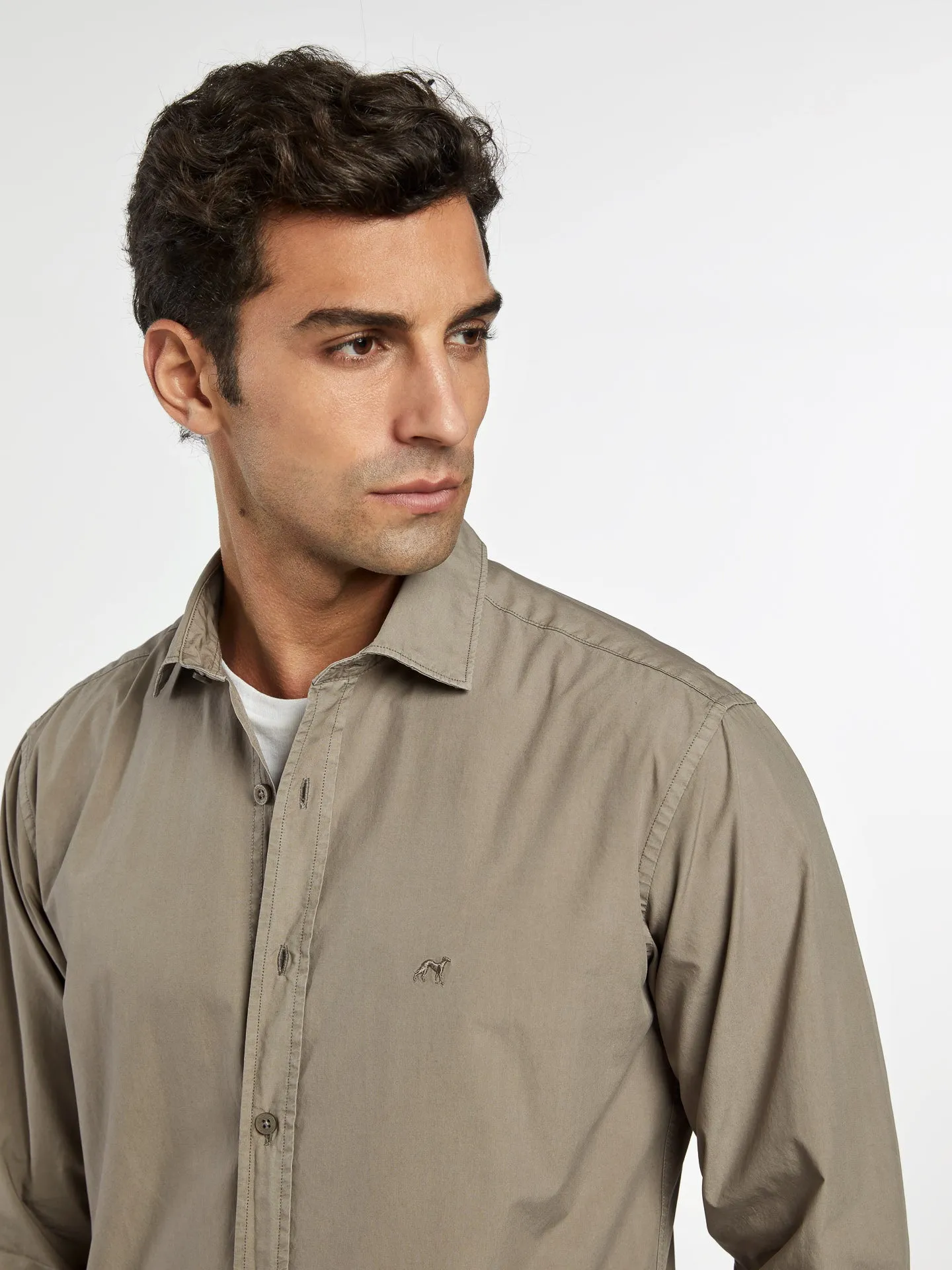 Slim fit comfort poplin garment dye shirt