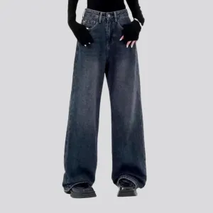 Slouchy fit vintage jeans for ladies