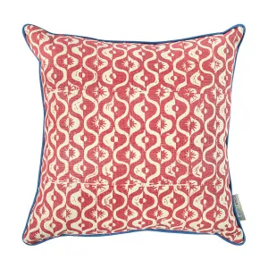 Small Medallion Berry Square Cushion