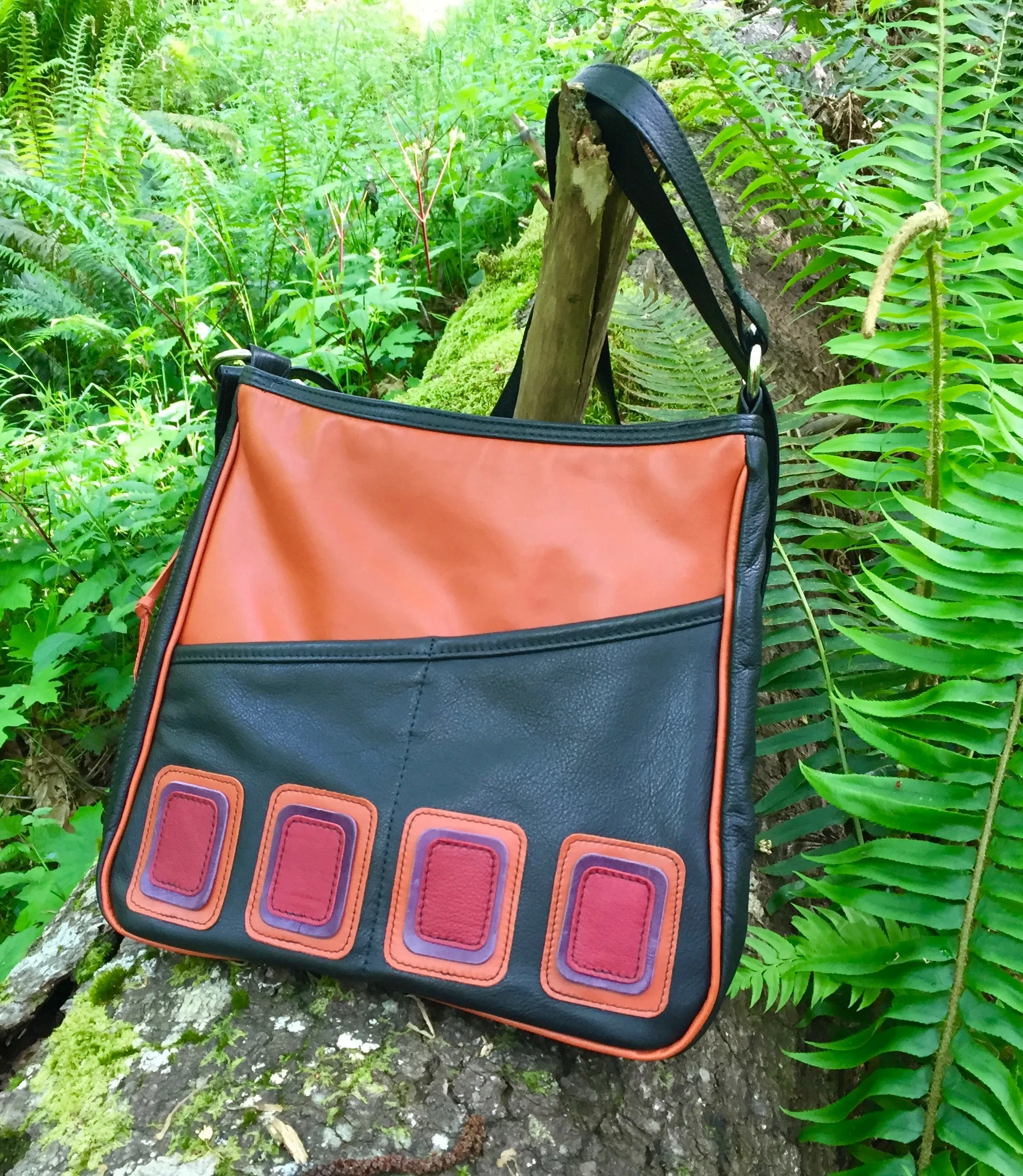 Small Op Art Purse Pack - Functional Convertible Leather Backpack