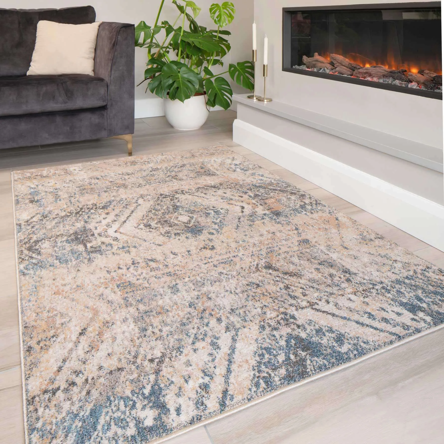 Soft Multicolour Concentric Diamond Area Rug - Erin