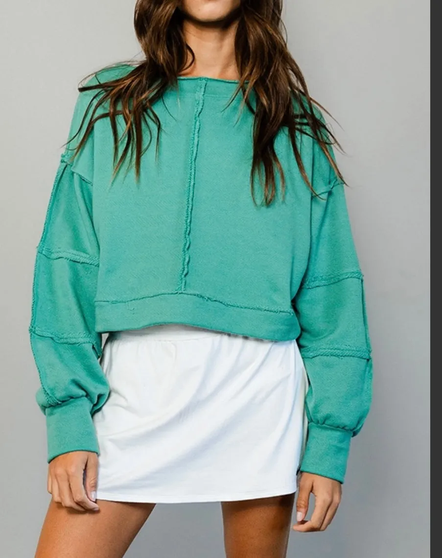 Solid cropped green sweatshirt