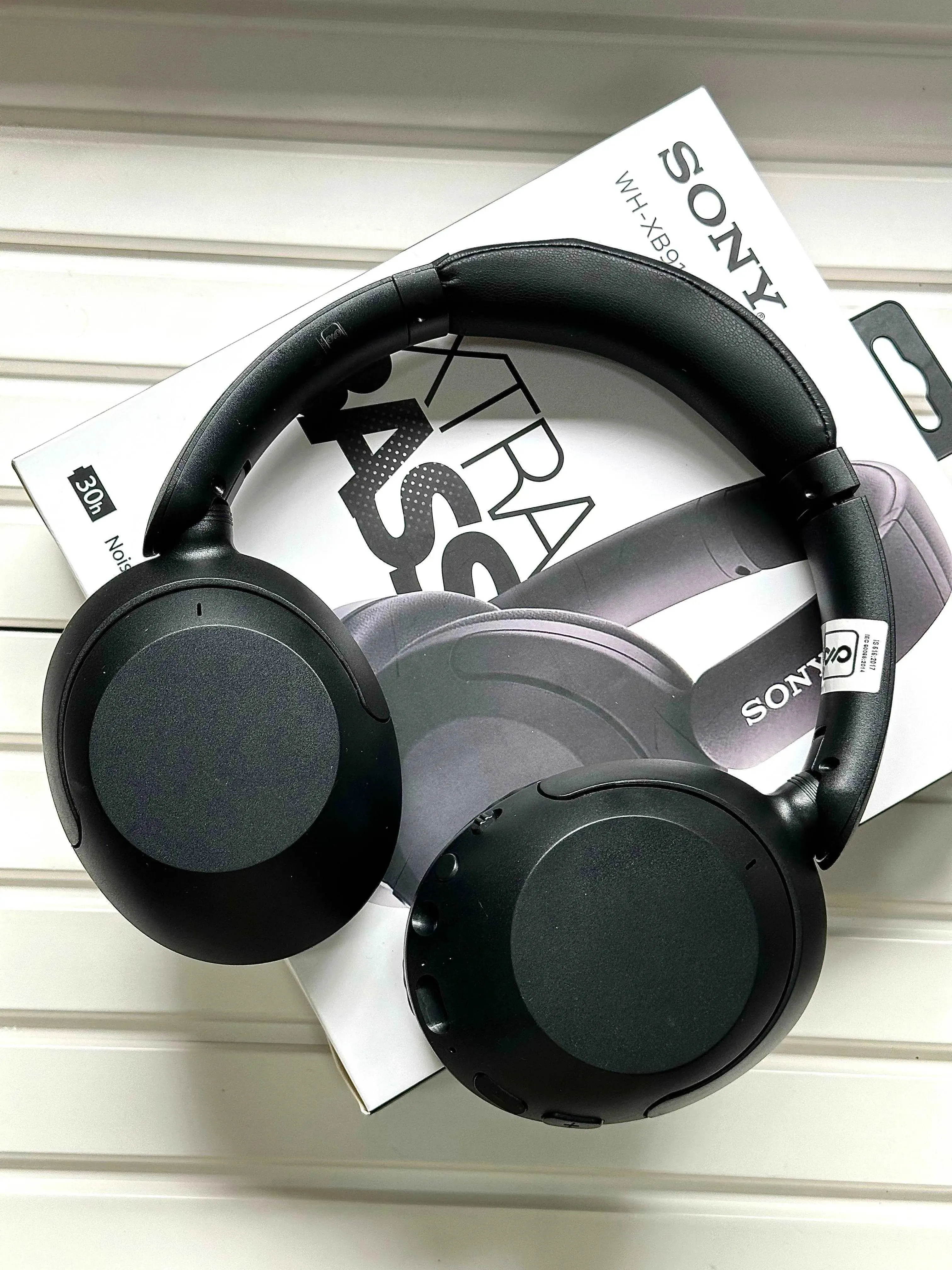 Sony WH-XB910N WIRELESS HEADPHONES