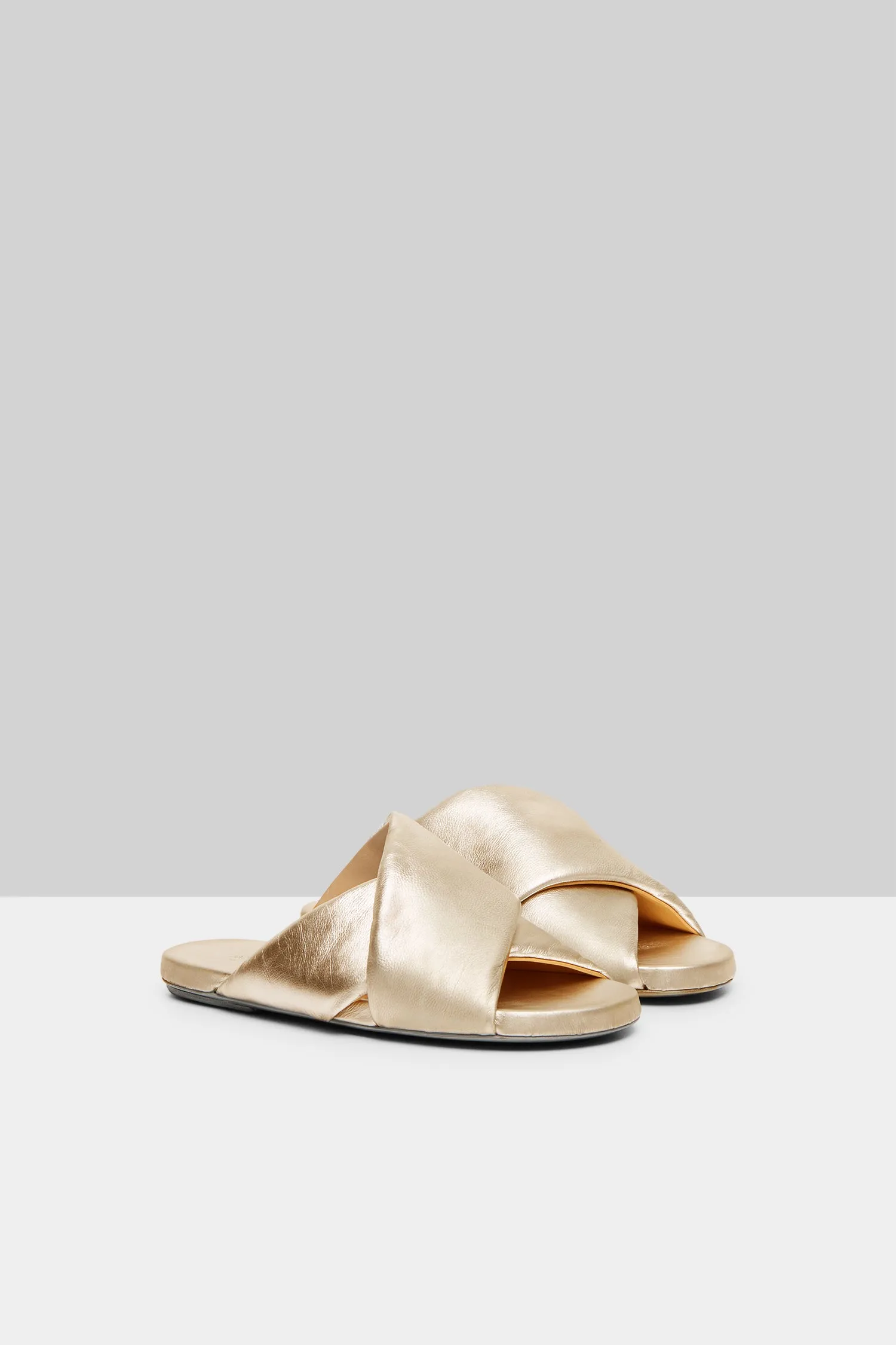 Spanciata Laminated Leather Slide Sandal in Platino