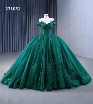 Sparkly Green Ball Gowns Off-the-shoulder Sweet 16 Ball Gown Tiered Quinceanera Dress 231051