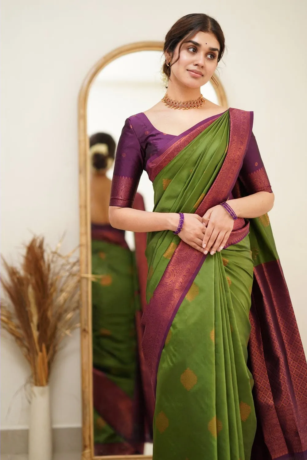 Splendorous Mehndi Soft Silk Saree with Glittering Blouse Piece