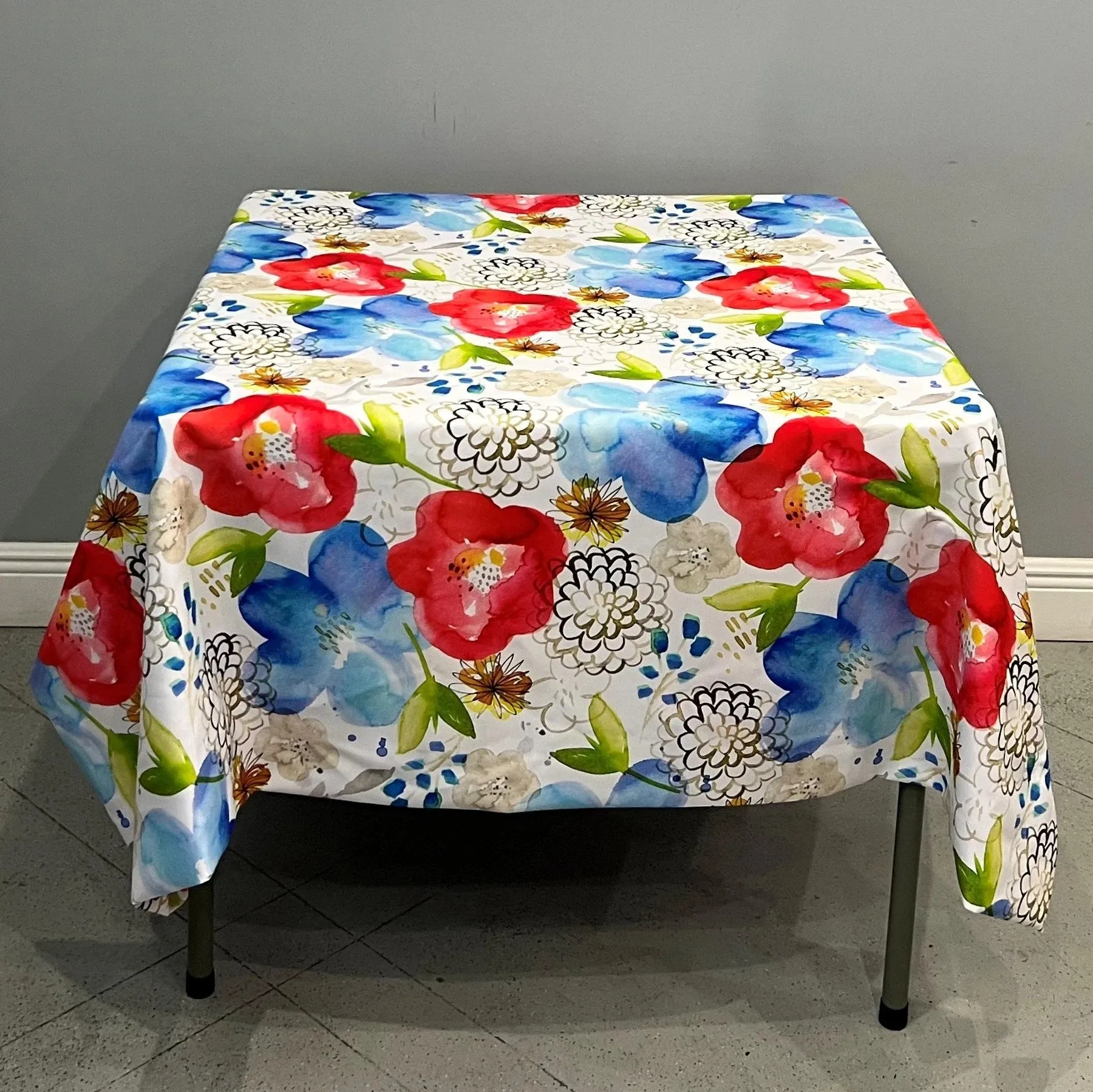 Square Floral Tablecloths