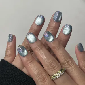 Stardust Cat Eye Nails