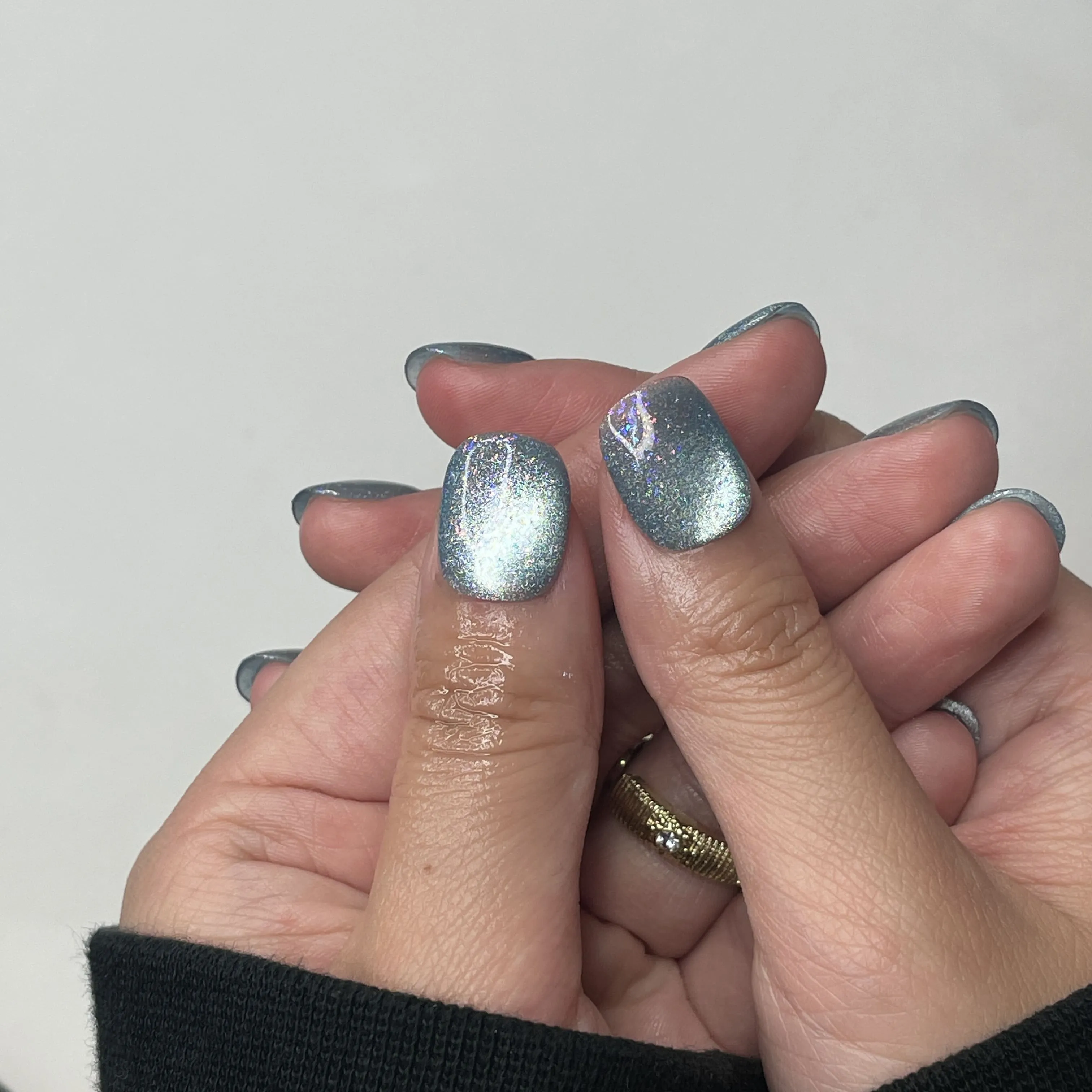 Stardust Cat Eye Nails