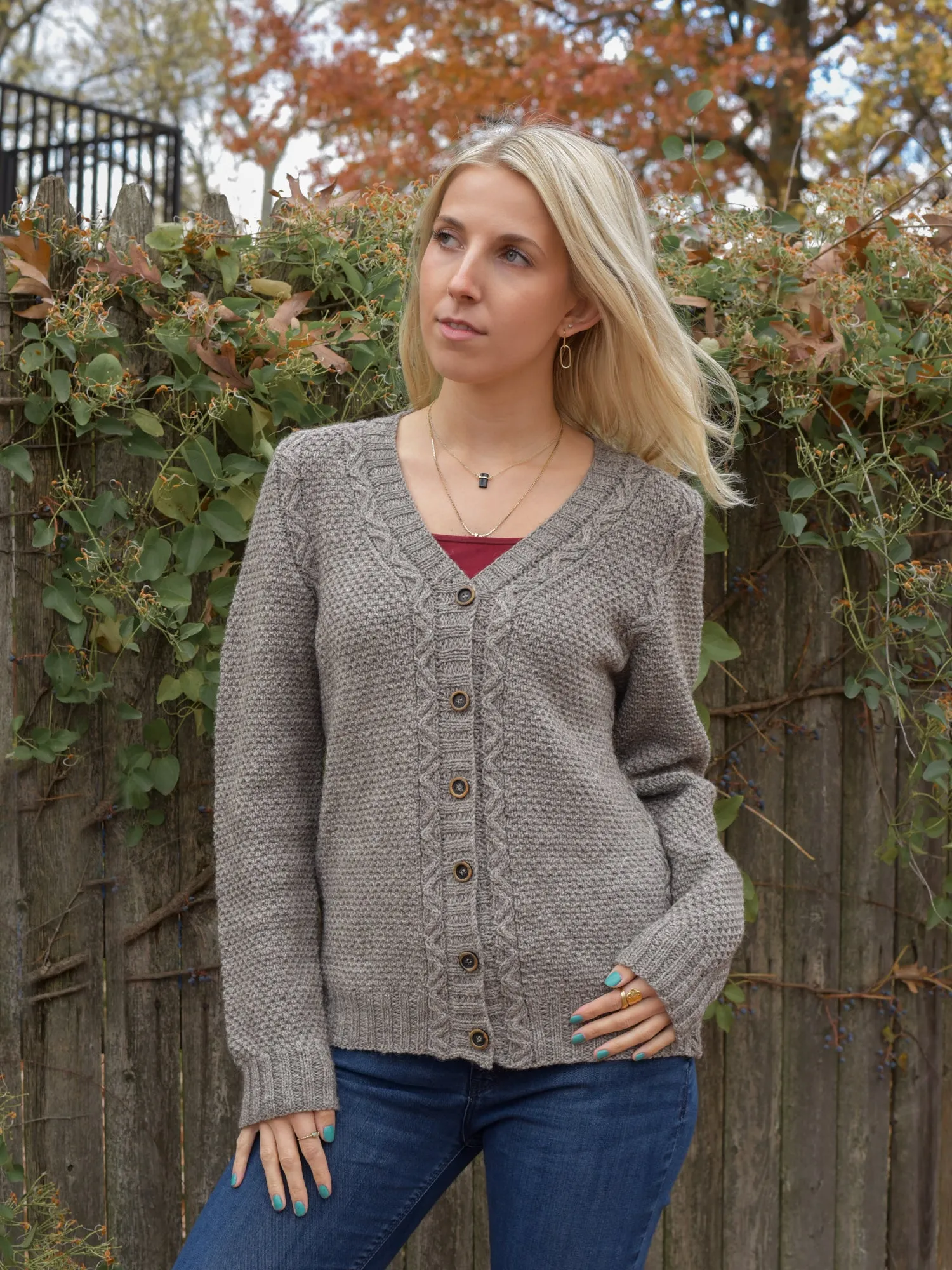 Sticks and Stones Pullover <br/><small>knitting pattern</small>