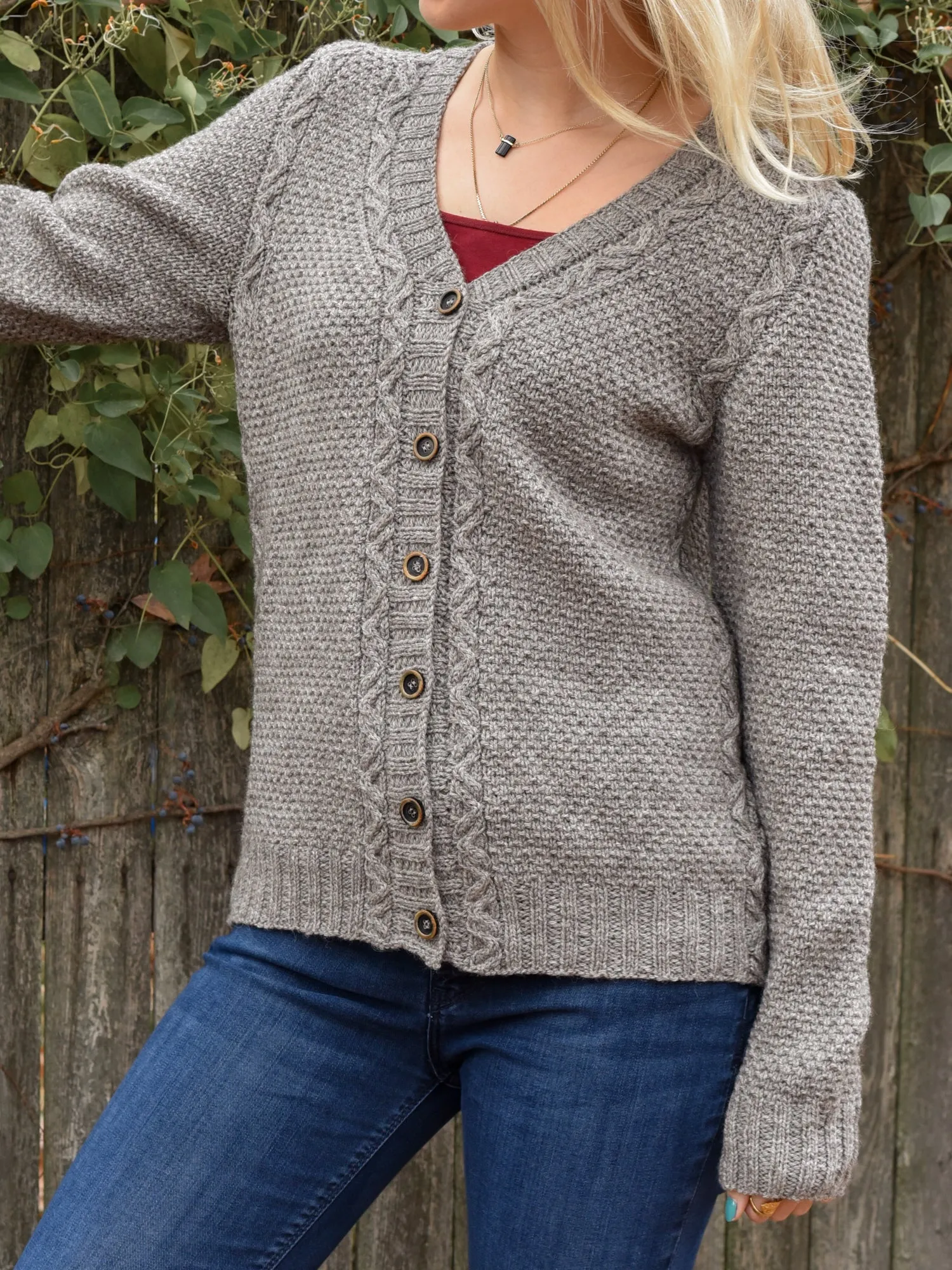 Sticks and Stones Pullover <br/><small>knitting pattern</small>