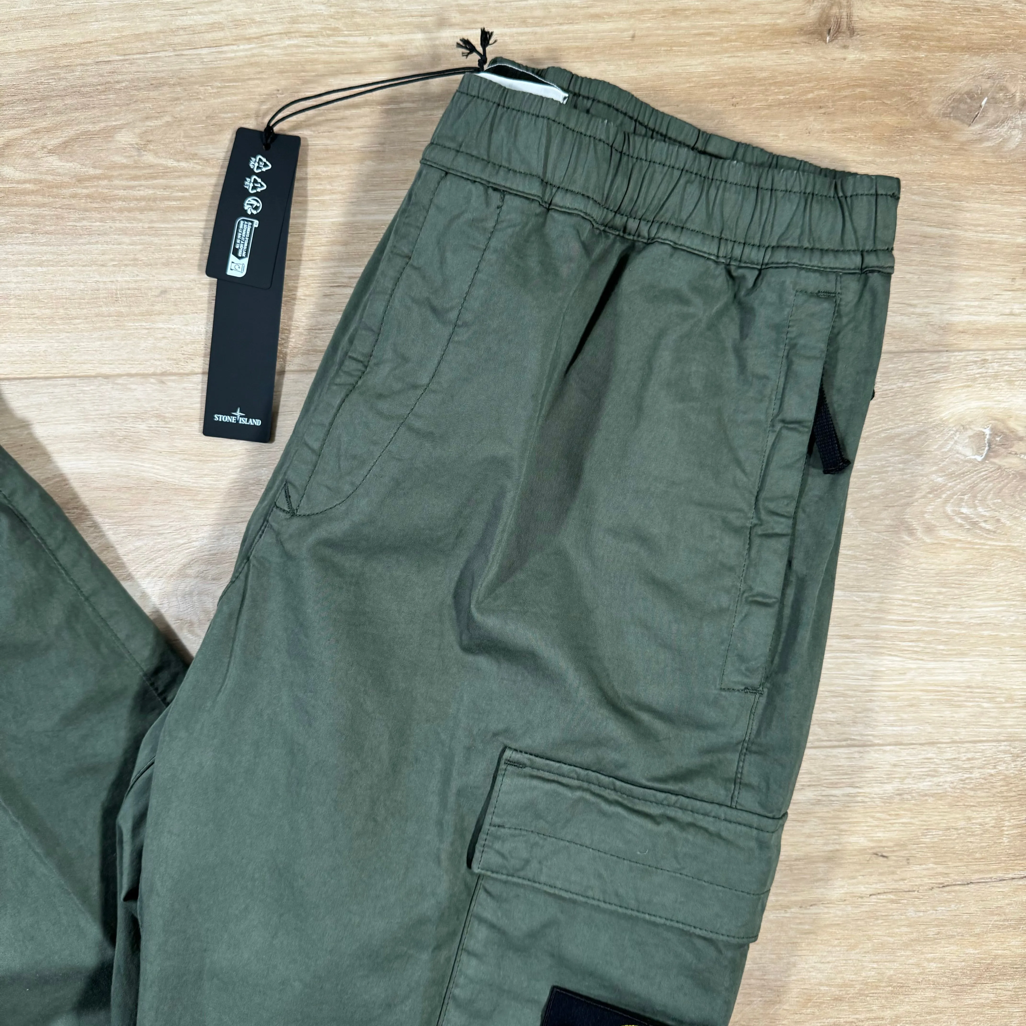 Stone Island Stretch Cargo Pants in Musk Green