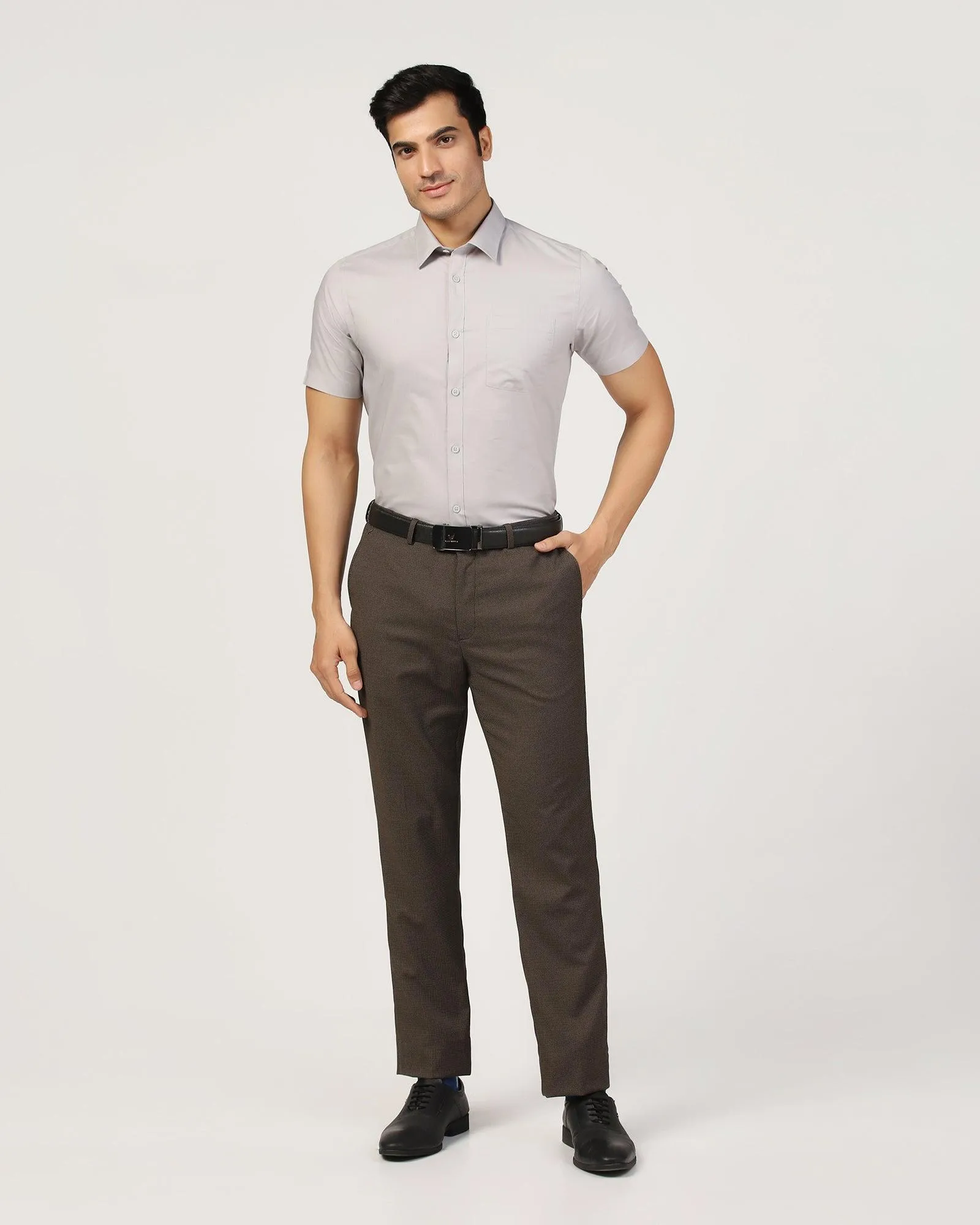 Straight B-90 Formal Brown Textured Trouser - Finess