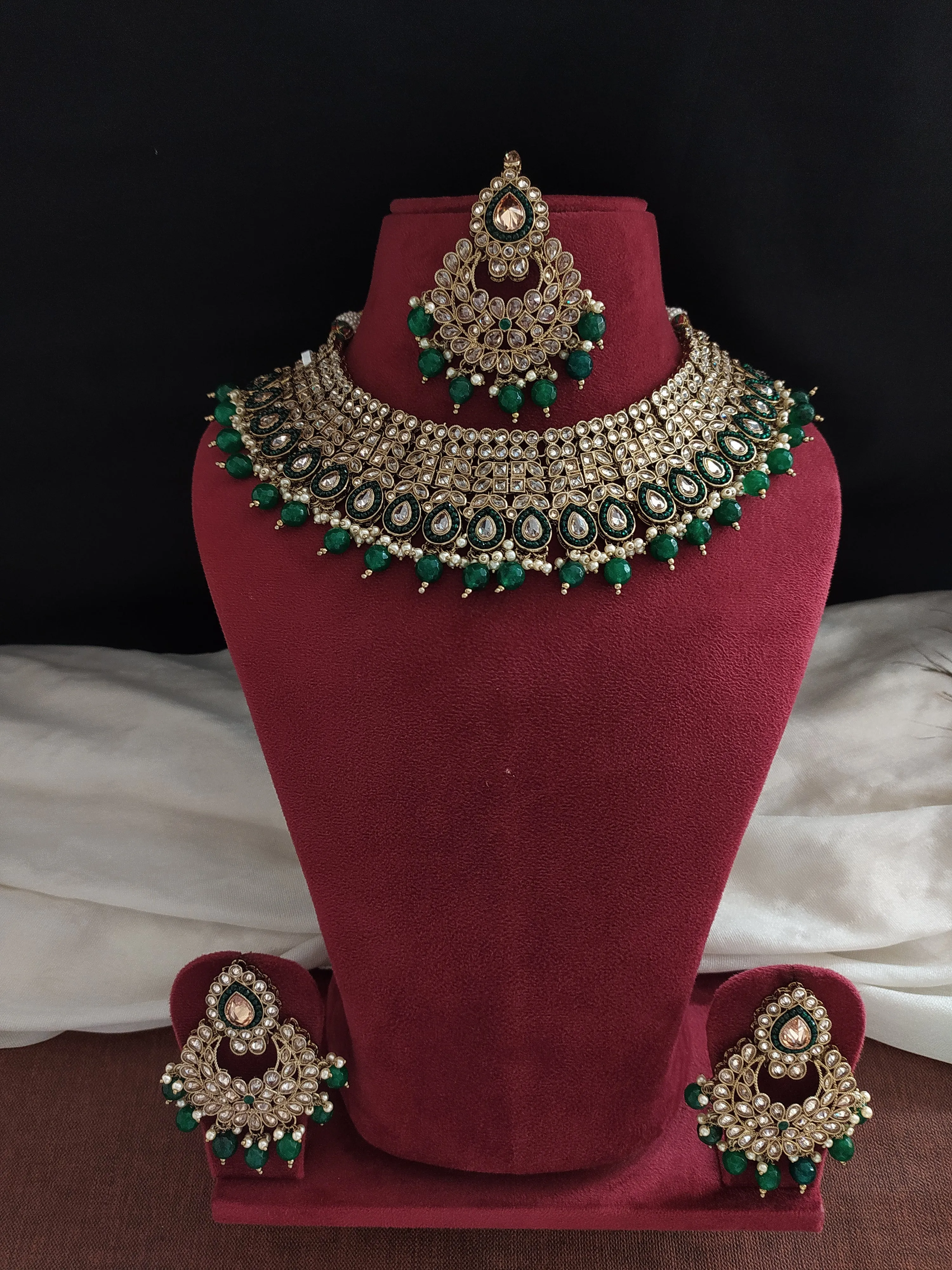 Stunning Bridal Emerald Choker Set With Green Drops