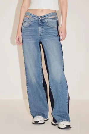 Stylish Jeans With Front And Back Patchwork