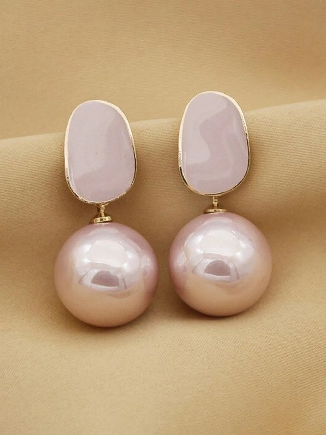 Stylish Pink Pearl Earrings: Korean & Western Fusion, Perfect for Parties