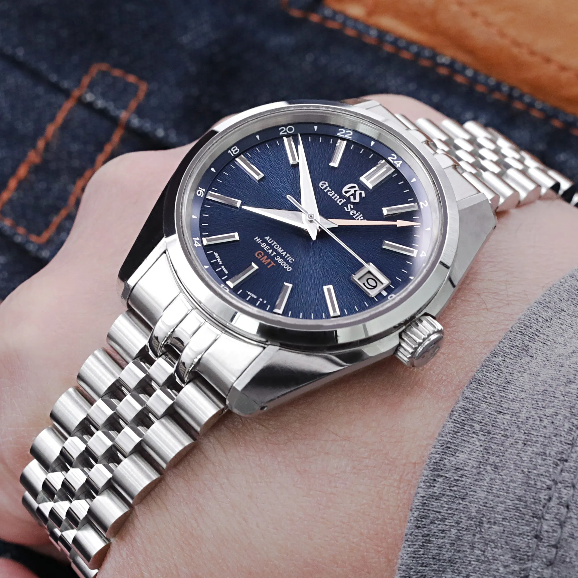 Super-JUB II for Grand Seiko 44GS V-Clasp, Brushed with Polished Center