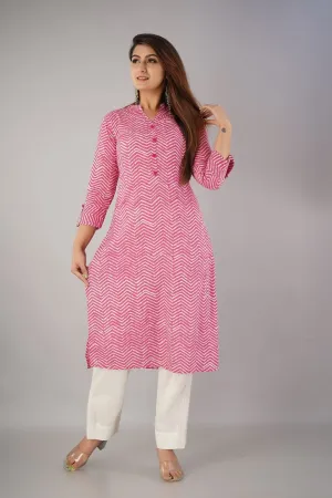 SVARCHI Women's Cotton Cambric Zig Zag Printed Straight Kurta (Pink)