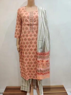 Sweet Pea Kurta pant dupatta set