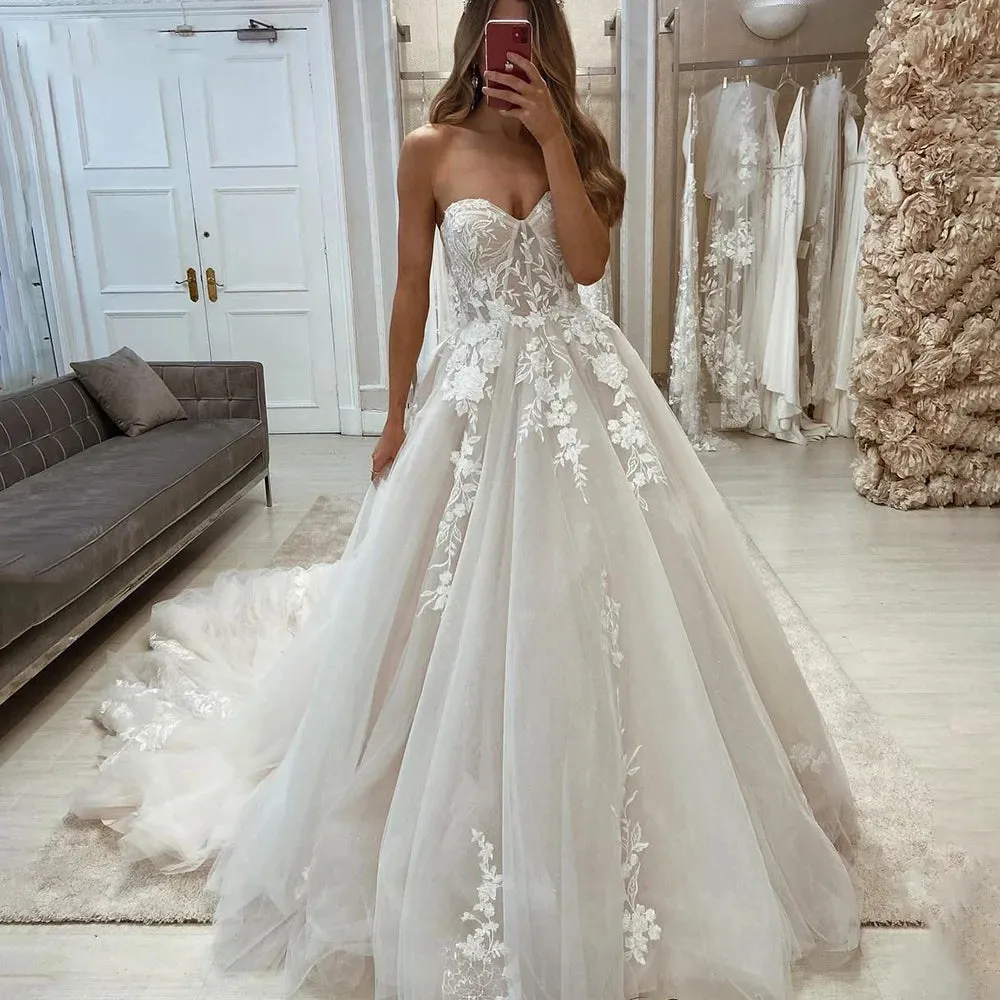 Sweetheart Lace Wedding Dress Princess Sleeveless Appliques Elegant Long Boho Prom Bridal Gown