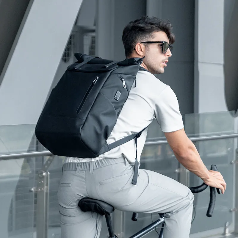 Switch: Large Capacity Daily Business Travel Multifunctional Backpack 29L