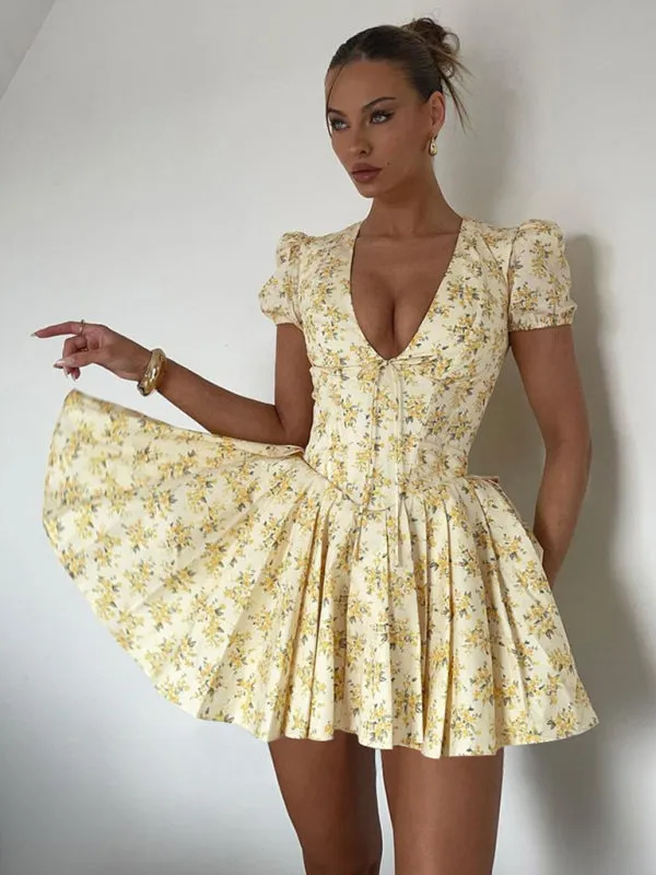 TEEK - Yellow Deep V Slim Waist  Short Sleeve Pleated Floral Dress