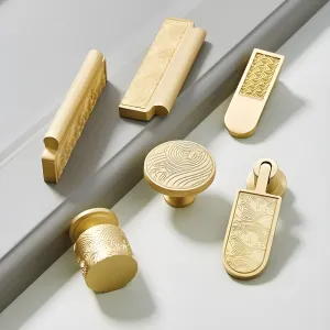 TEREA / Textured Solid Brass Knobs