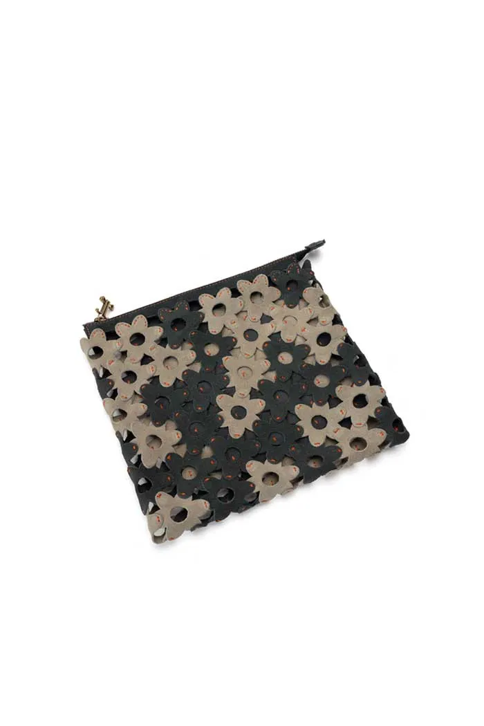 The Daisy Interlocking Leather Clutch Medium Grey