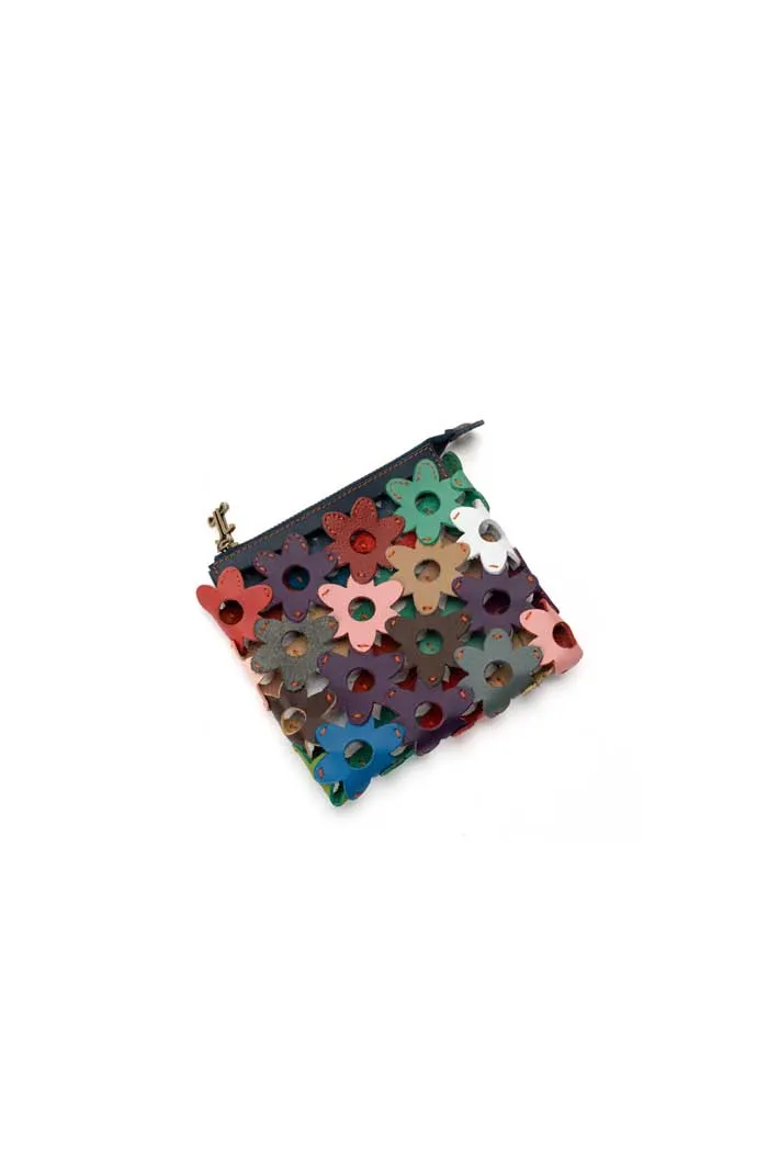 The Daisy Interlocking Leather Clutch Small Multicolor